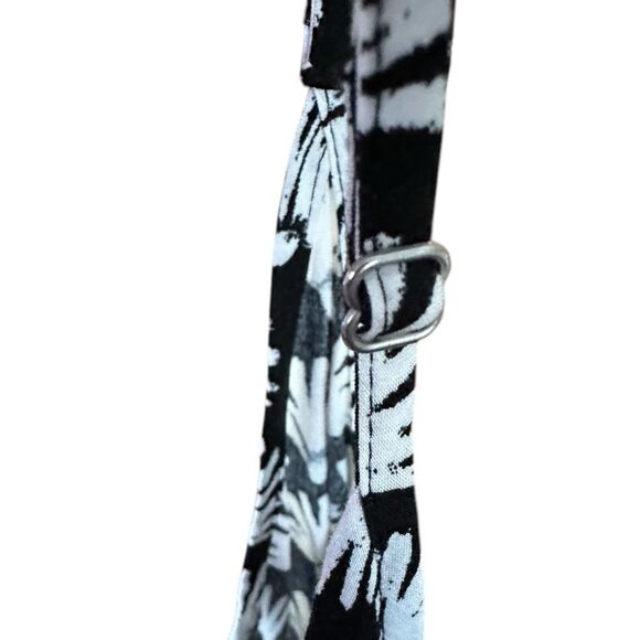 J. Crew Re-Imagined Midi Dress with Ruffle Curved Hem. Black/White Pattern Sz 14 - Picture 6 of 9